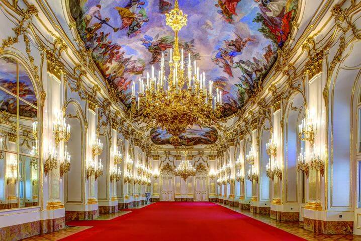 csm_Grosse_Galerie_c__Schloss_Schoenbrunn_Kultur-_und_Betriebsges.m.b.H__Fotograf_AgenturZolles_23e19e27bf.jpg